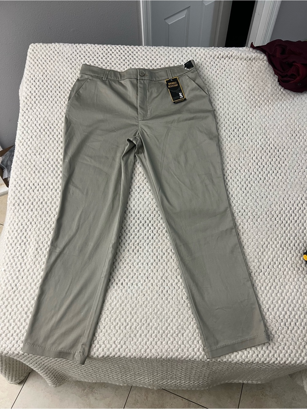 Lee Men's Classic Straight Fit Pants - Sage Green 16- MD - Picture 2 of 8